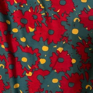 Lularoe Carly Tunic Hi Low Hem bright flowers hippie retro kidcore Medium